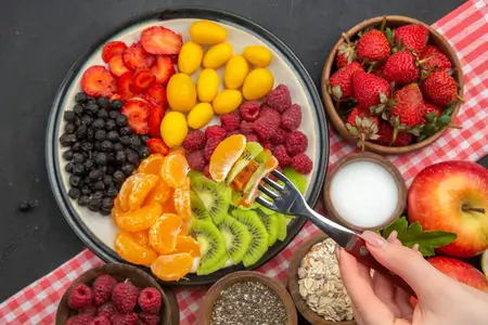 immunity-boosting-fruits-with-fresh-berries-fruits