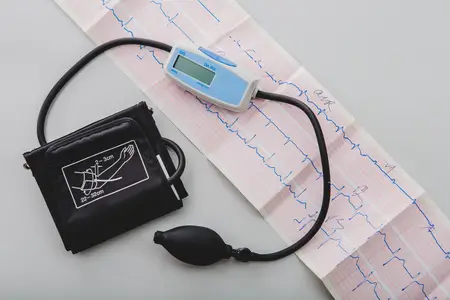 electrocardiogram-graph-report-for-heart-attack