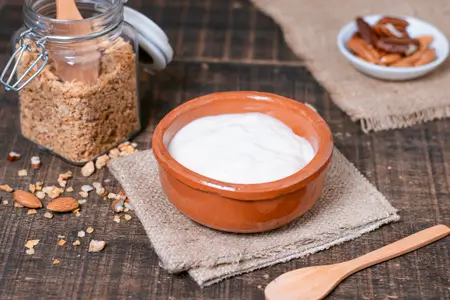 eat-a-bowl-of-curd-in-breakfast-in-the-morning